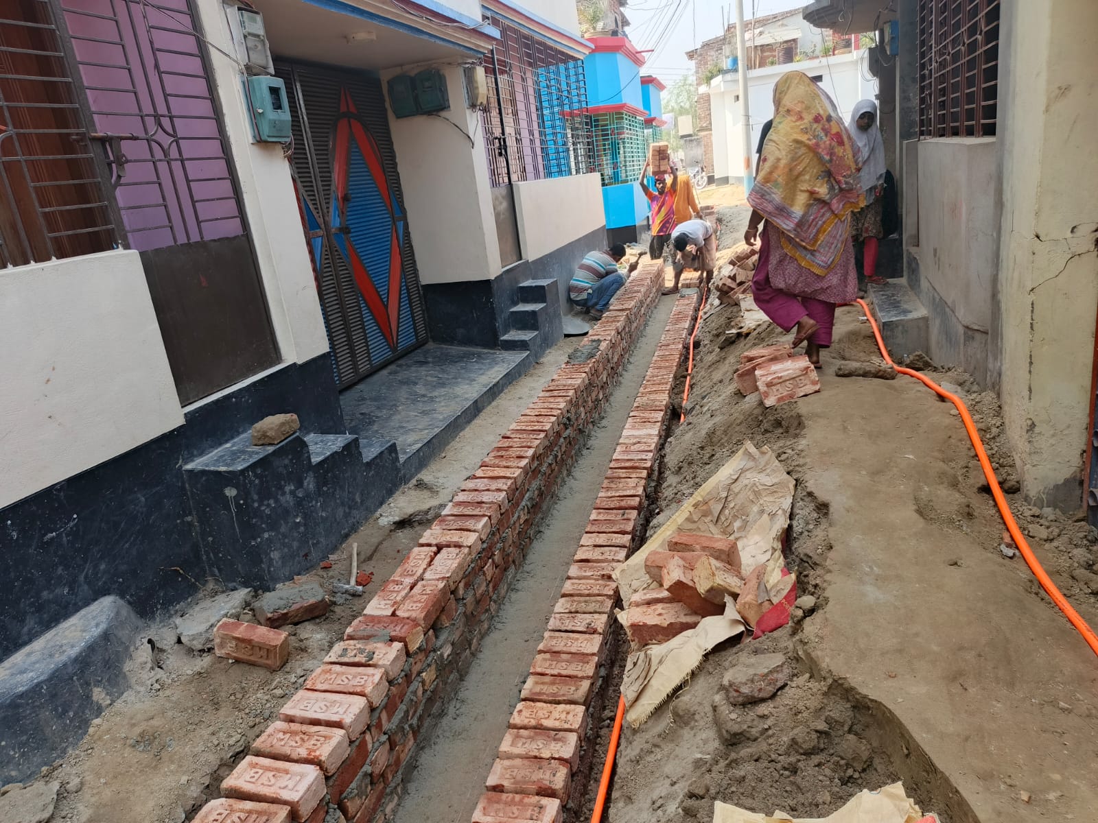 আলমডাঙ্গা পৌরসভায় লিনিক কার্যক্রম পরিচালনার স্থীরচিত্র